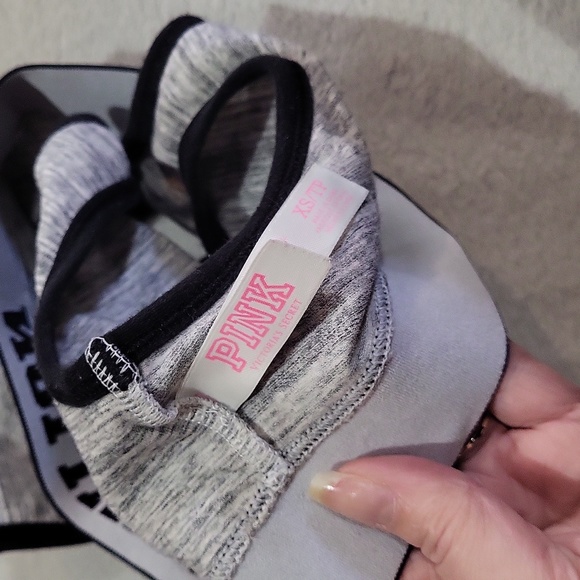 Victoria's Secret PINK Bra - Picture 6 of 7